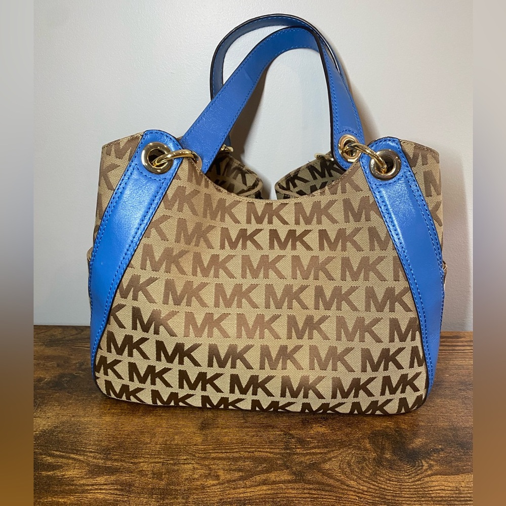 NWT Michael Kors Ludlow bag RARE Blue trim - Picture 2 of 16